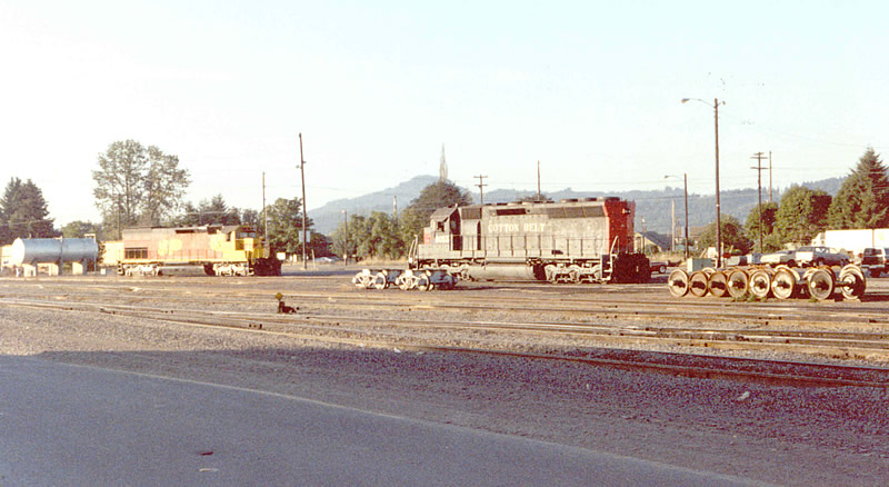 Cotton Belt SD45 and SP SD45T-2
